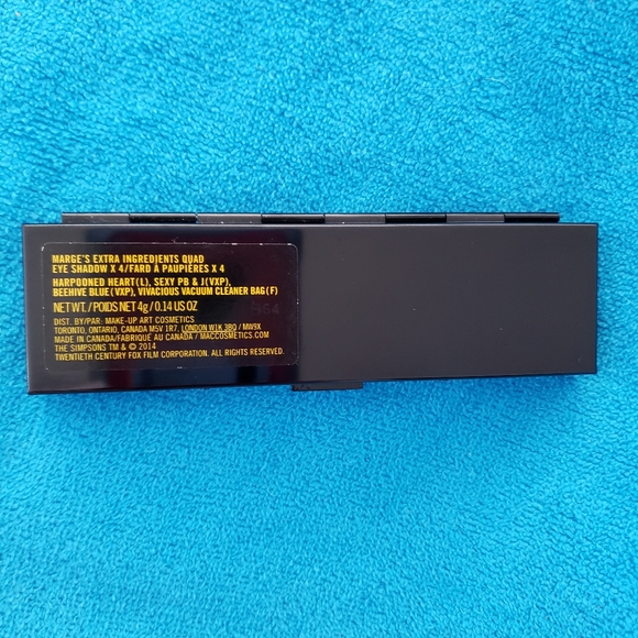 BUNDLE MAC Simpsons Collection Eye Shadow Quads - Picture 5 of 9